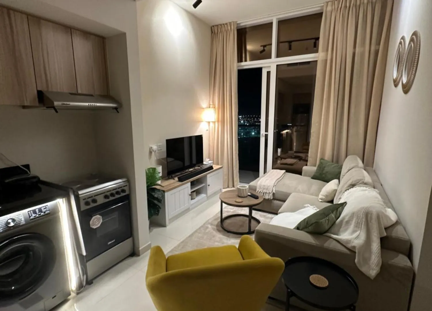 Cozy Golf & Lake View 1Br Apartment,Damac Hills 1 Dubai